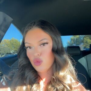 Meet your Posher, Camryn